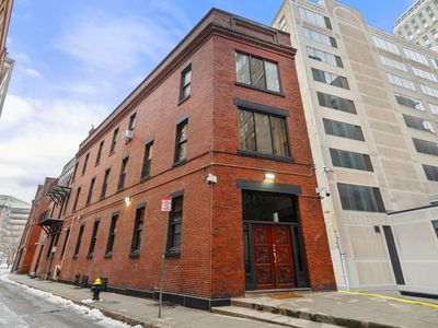 19 Stanhope St APT 3A, Boston, MA, 02116