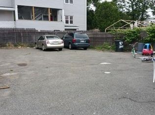 14 S Elm St, Lynn, MA 01905