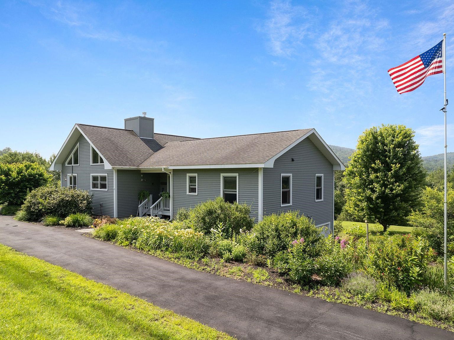 13 Windsor Road, Bellows Falls, VT 05101 MLS 4962677 Zillow