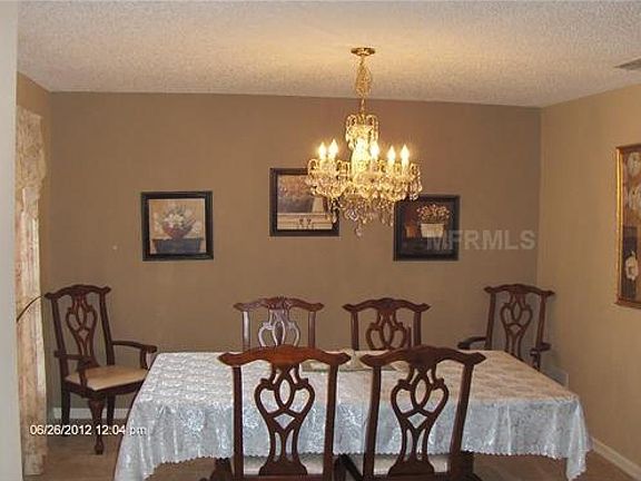 4th image of 774 Humphrey Cir