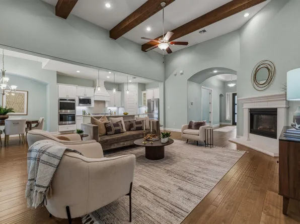 220 Mendocino Ln, Austin, TX 78737