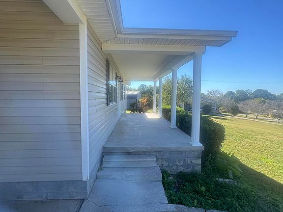 4th image of 134 Benjamin Ln