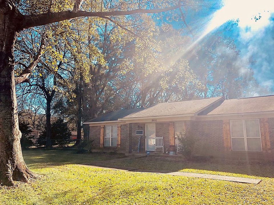 1st image of 8441 Stratford Dr