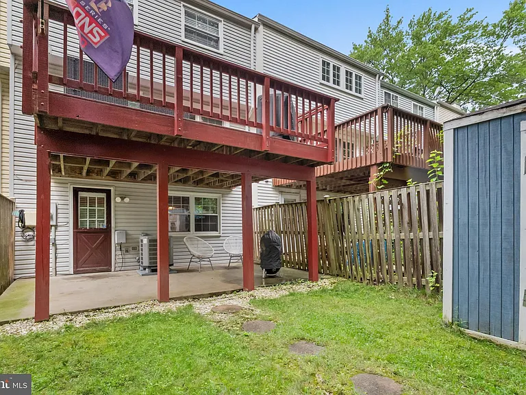 8113 Loving Forest Ct — Photo 45