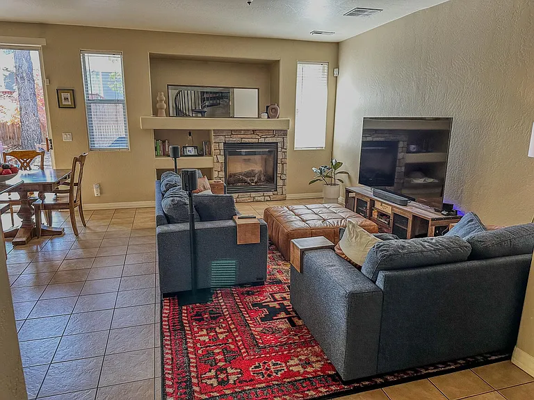 537 Nugget Trl — Photo 45