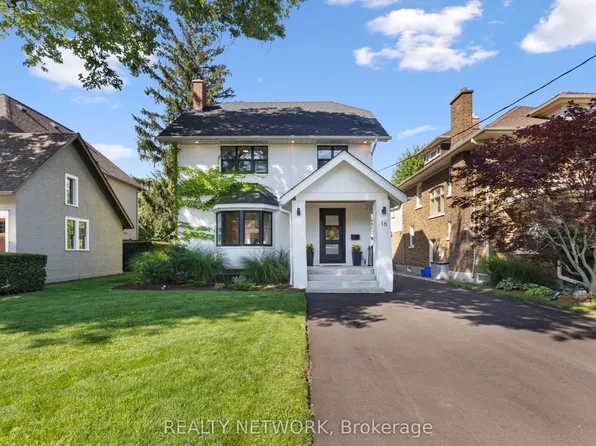 16 South Dr, Saint Catharines, ON L2R 4T8
