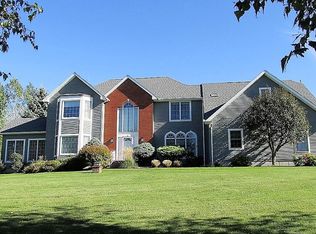 225 Arrowhead Way, Clinton, NY 13323