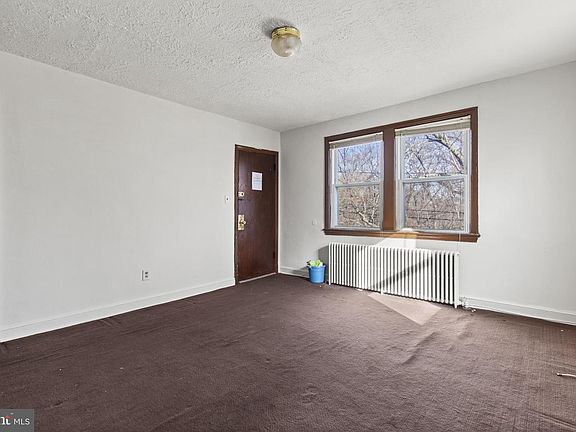 4th image of 249 Newcomb St SE