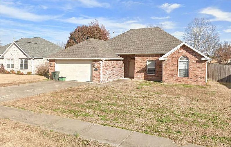 1st image of 2894 N Bluegrass Pl