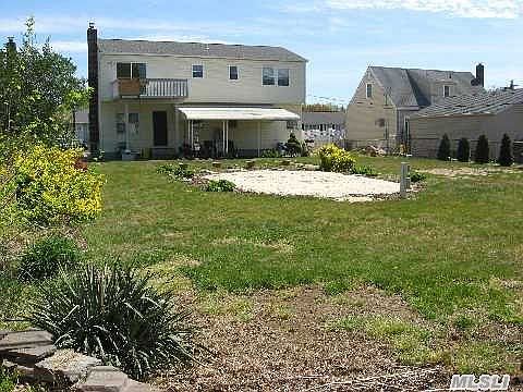 2nd image of 34 Garden Blvd