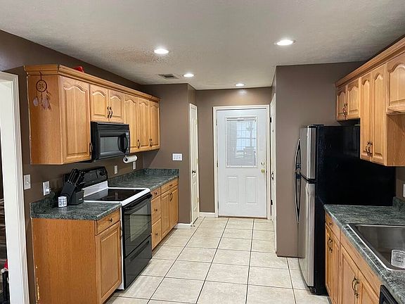 5th image of 112 Cypress Grove Dr