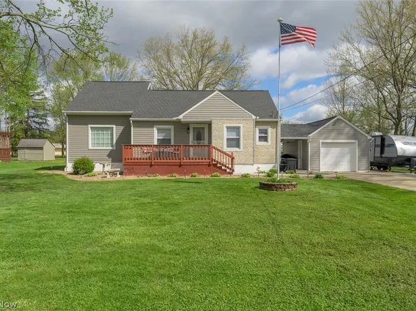 140 Edward St NW, Warren, OH 44483