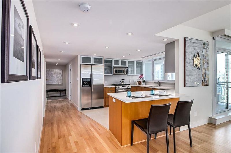 Vancouver Apartment for rent - 2 Bedrooms — photo 17