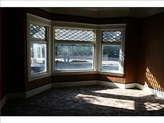 2nd image of 320 Grant St