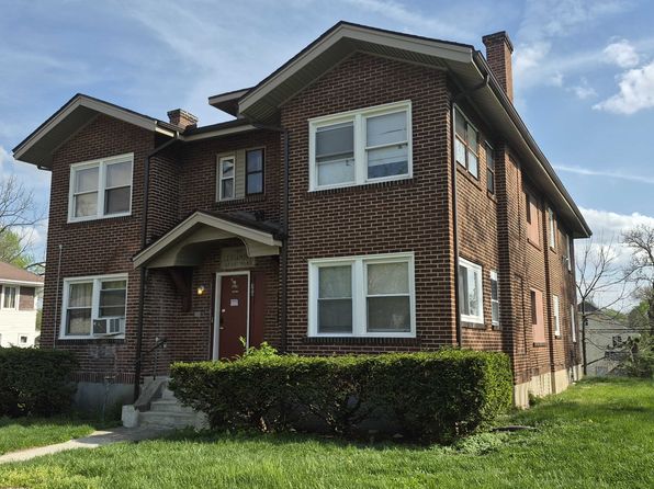 300 Oxford Ave APT 2