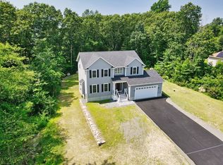 86 Watuppa Rd, Westport, MA 02790
