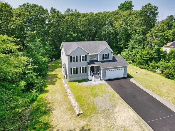 86 Watuppa Rd, Westport, MA 02790