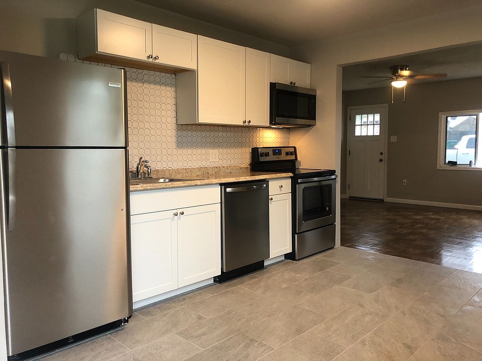 1st image of 713 4th Ave