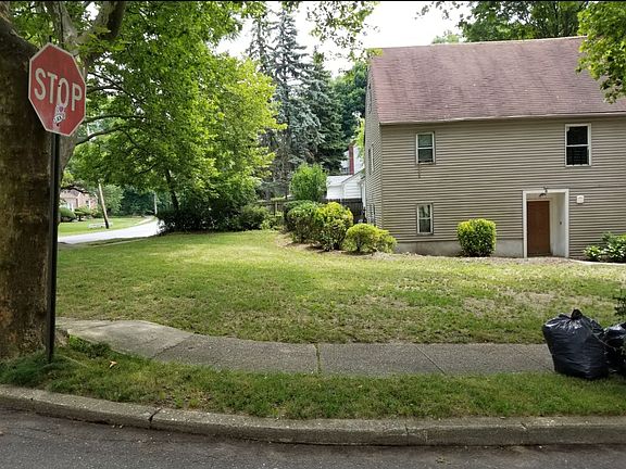 2nd image of 8 Talmadge Dr