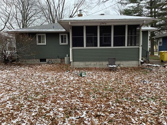 2nd image of 420 N Glenwood Dr