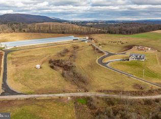 155 Laurel Dr, Pine Grove, PA 17963