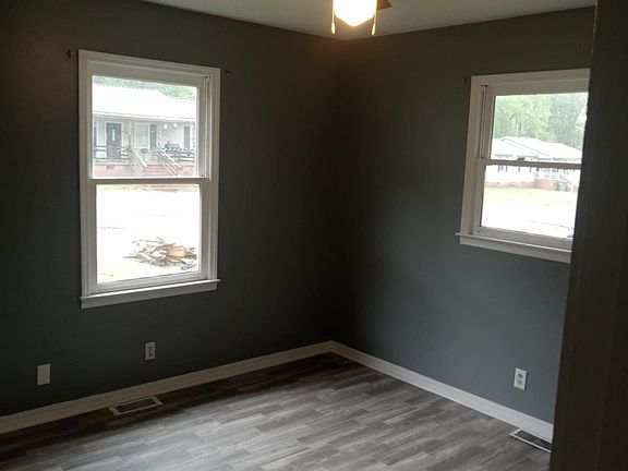 5th image of 102 College Park Dr #D1