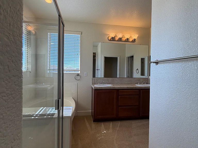 7179 Rutherford Dr — Photo 29