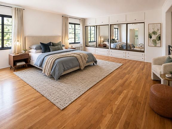 3rd image of 1436-1450 N Laurel Ave #1440
