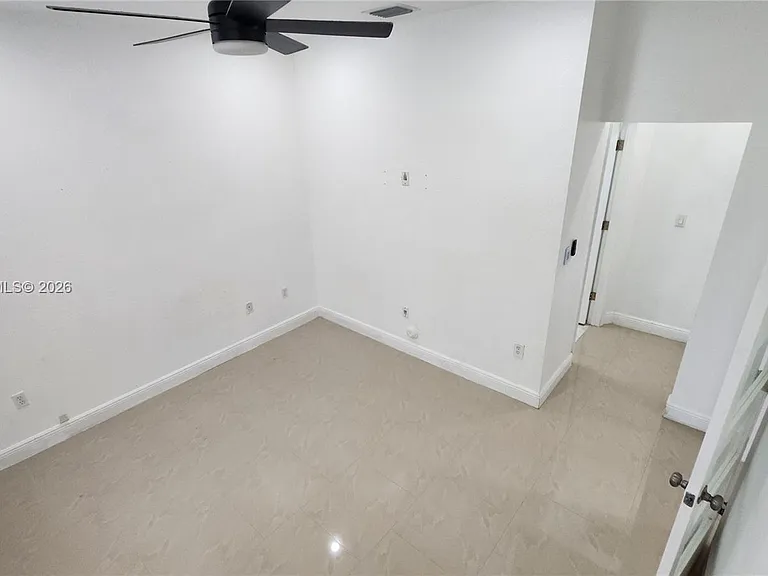 10752 SW 228th Ter — Photo 28