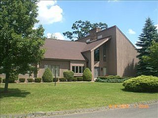 1st image of 234 Kennedy Dr