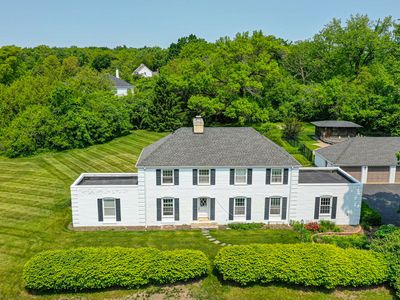 1596 W Palatine Rd, Inverness, IL, 60067