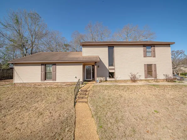 6601 Autumnleaf Dr, Columbus, GA 31904