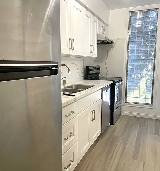 4255 W 5th St #209 — Photo 6