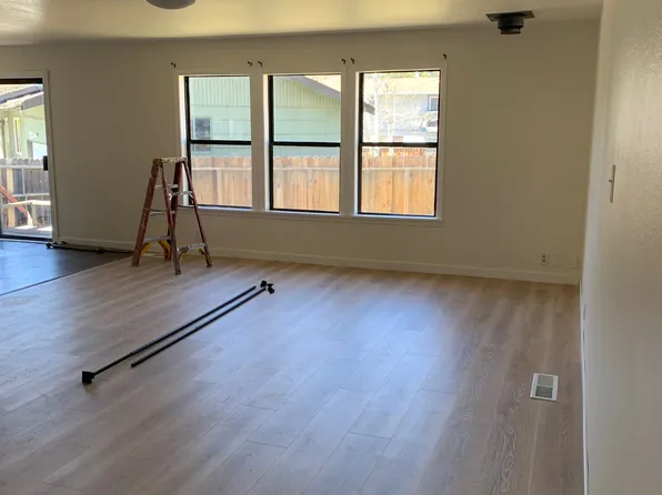 170 Aynes Ct, Stateline, NV 89449
