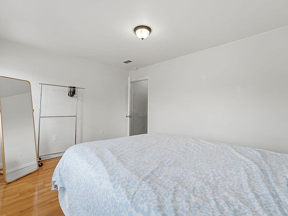 2nd image of 499 Ocean Ave #2