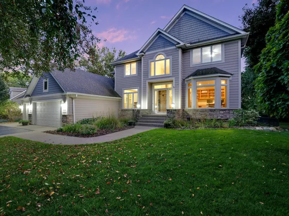 18458 Erin Bay, Eden Prairie, MN 55347