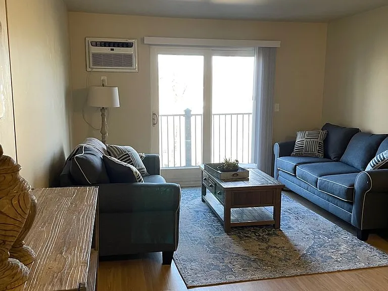 The Residence at Capital Hills — Photo 7