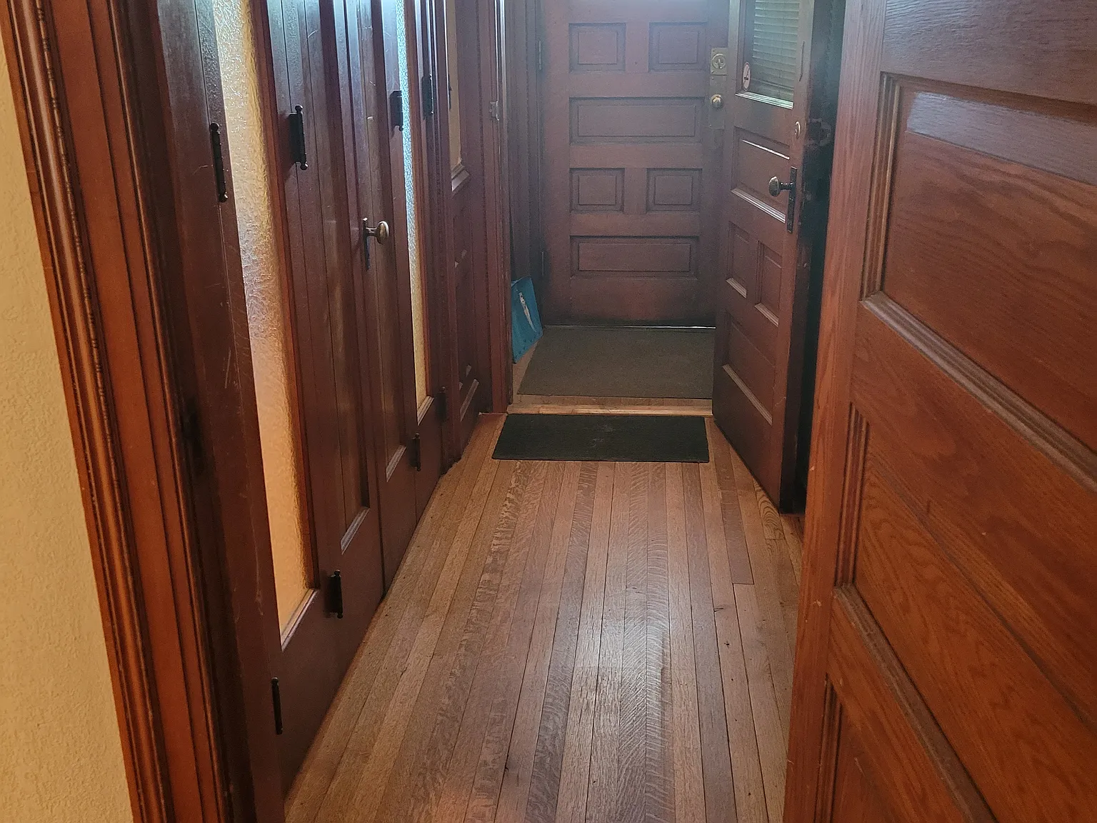 Studio, 450 sqft, $905 — Photo 3