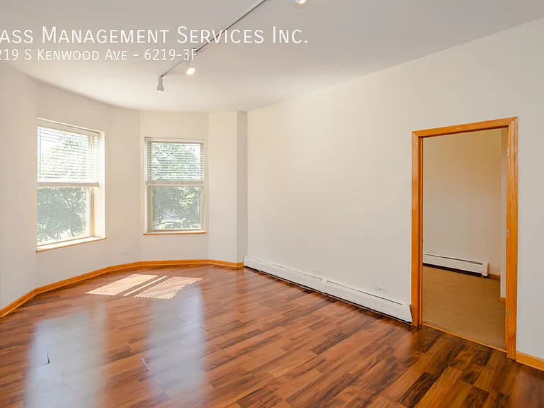 6219 S Kenwood Ave #3F — Photo 3