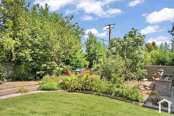 3645 Camellia Dr — Photo 14
