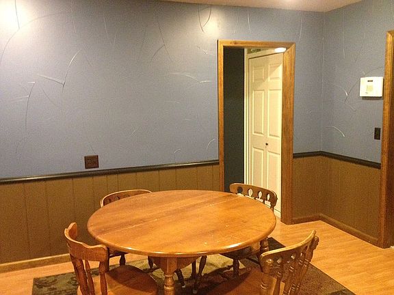 Kitchen 4 / pantry