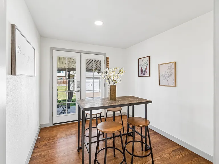 4215 S Lipan St — Photo 12