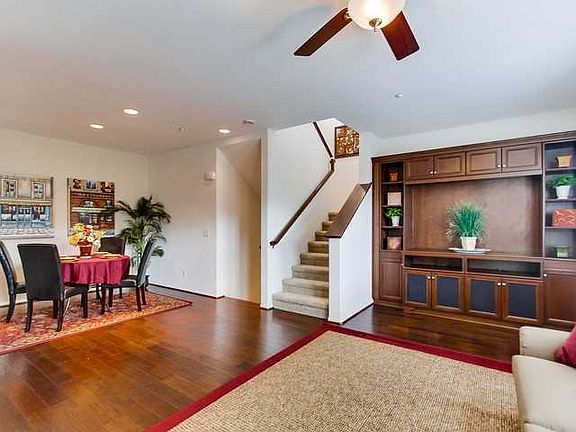 5th image of 17011 Calle Trevino Unit 1