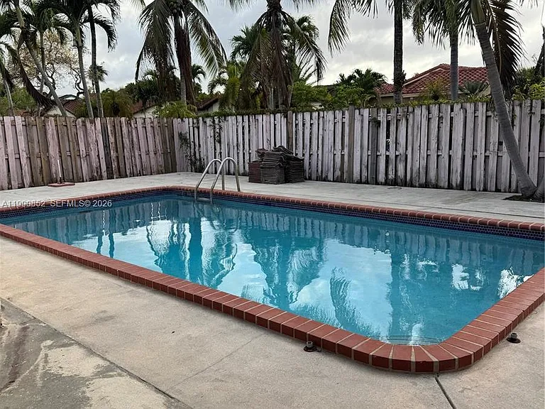 14750 SW 111th St — Photo 47