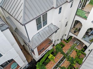 634 Nagle St, Houston, TX 77003