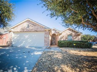 2741 Red Wolf Dr, Fort Worth, TX 76244