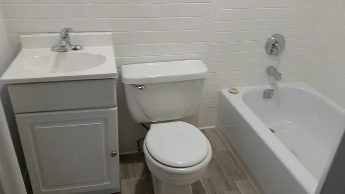 Rented by Tompkins Square Realty | media 8