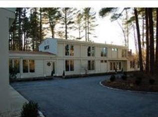 25 Swart Ter, Nashua, NH 03064