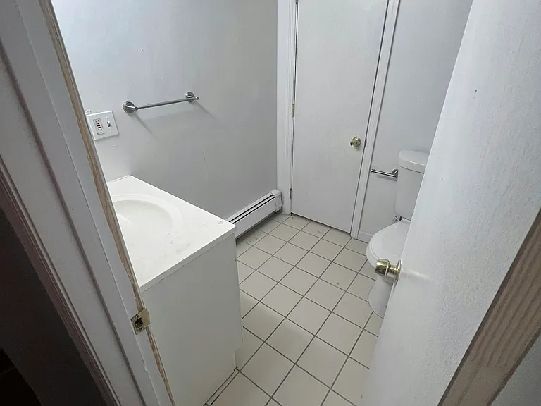 311 Summer Ave #2 — Photo 9