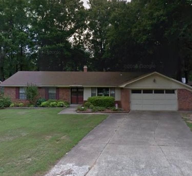45 White Oak Dr